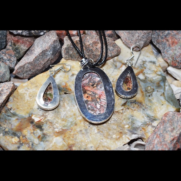 Leopardite Pendant & Earrings Set - Picture 3 of 5